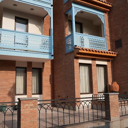 Hotel Embassy Tbilisi Eksteriør bilde