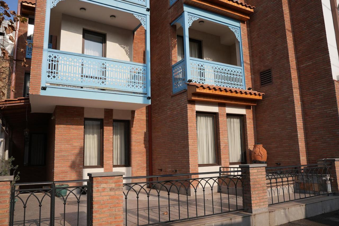 Hotel Embassy Tbilisi Eksteriør bilde