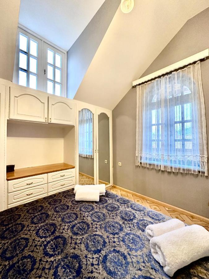 Hotel Embassy Tbilisi Eksteriør bilde