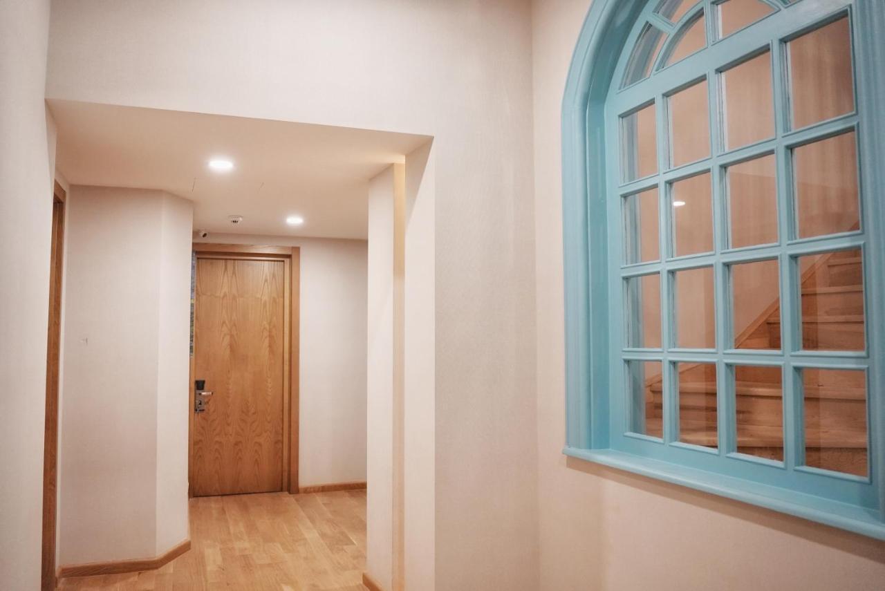 Hotel Embassy Tbilisi Eksteriør bilde