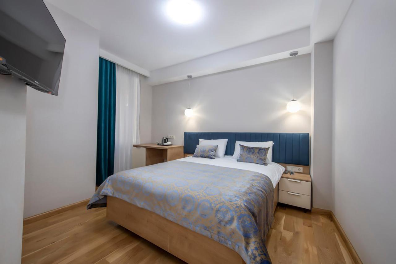 Hotel Embassy Tbilisi Eksteriør bilde